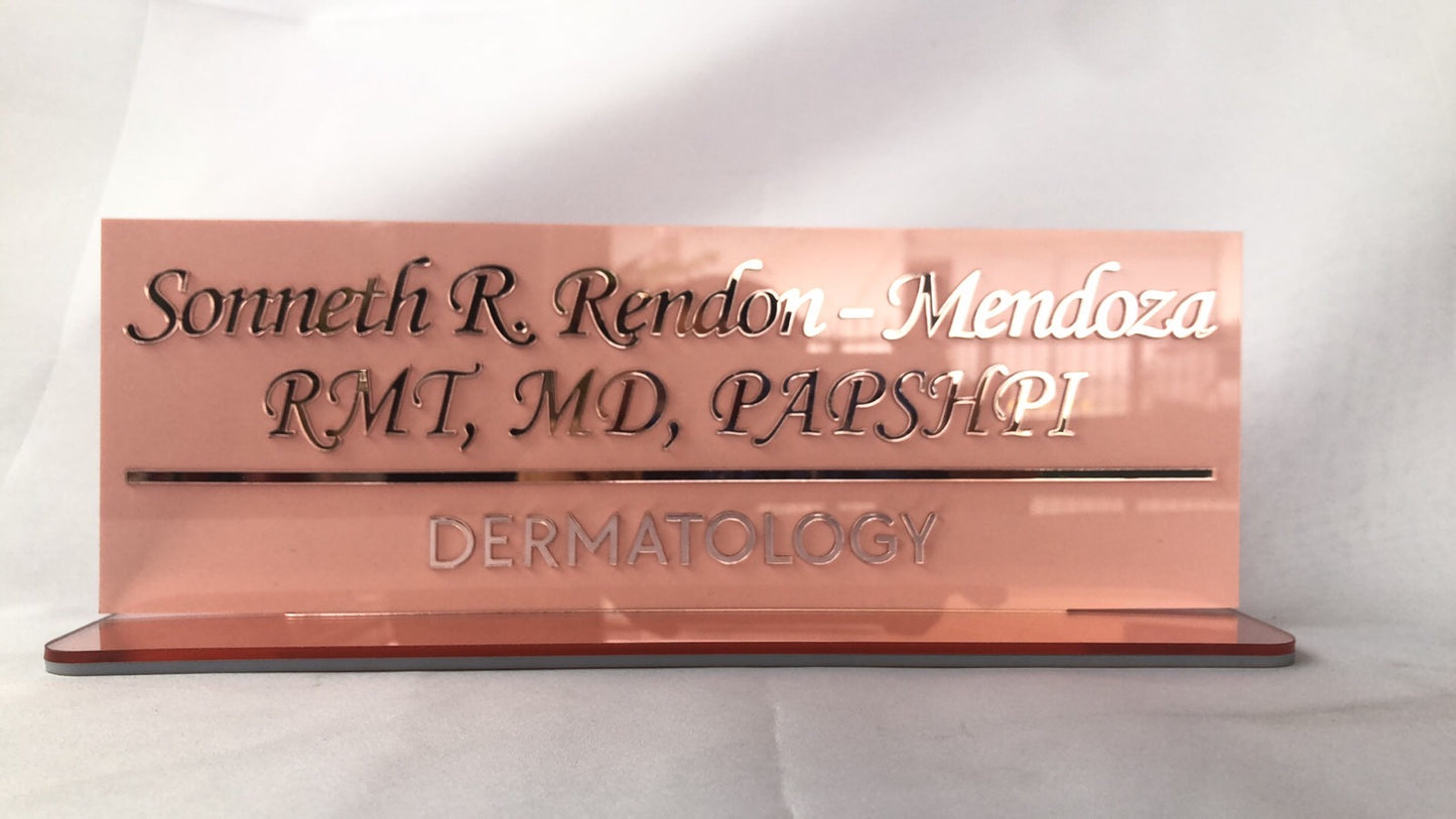 Custom Acrylic Desk Name Plate – Personalized Office Name Sign for Professionals & Executives