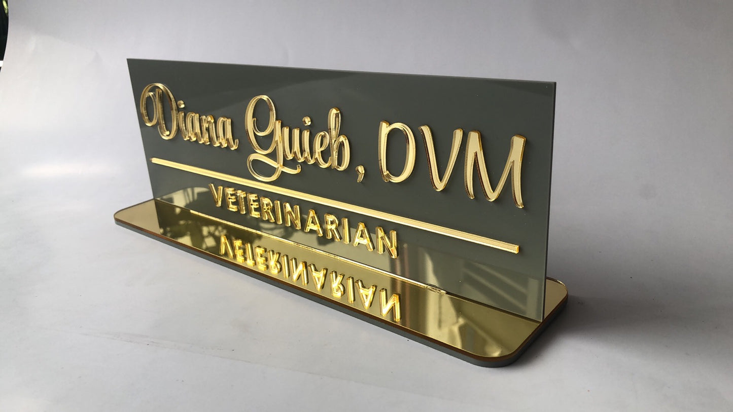 Custom Acrylic Desk Name Plate – Personalized Office Name Sign for Professionals & Executives