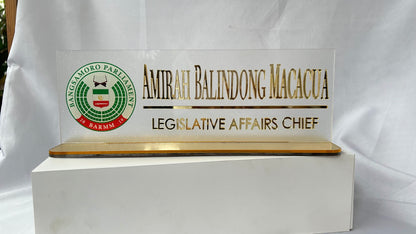 Custom Acrylic Desk Name Plate – Personalized Office Name Sign for Professionals & Executives