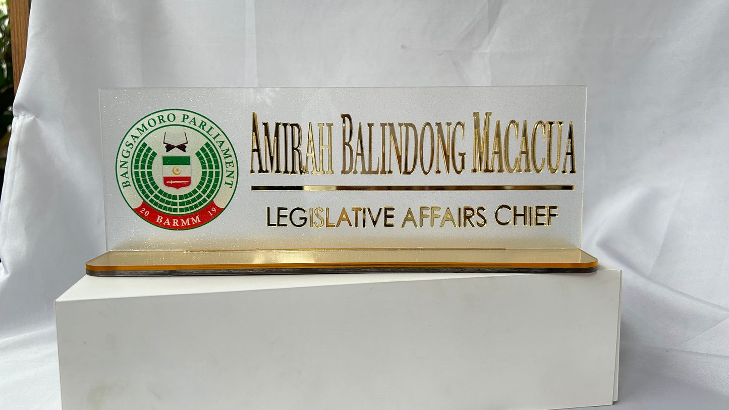 Custom Acrylic Desk Name Plate – Personalized Office Name Sign for Professionals & Executives