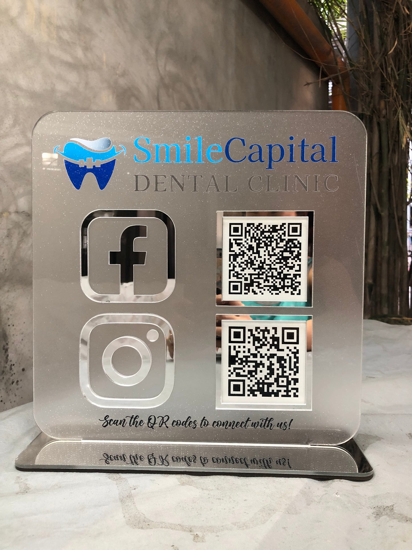 Social / Payment QR Sign